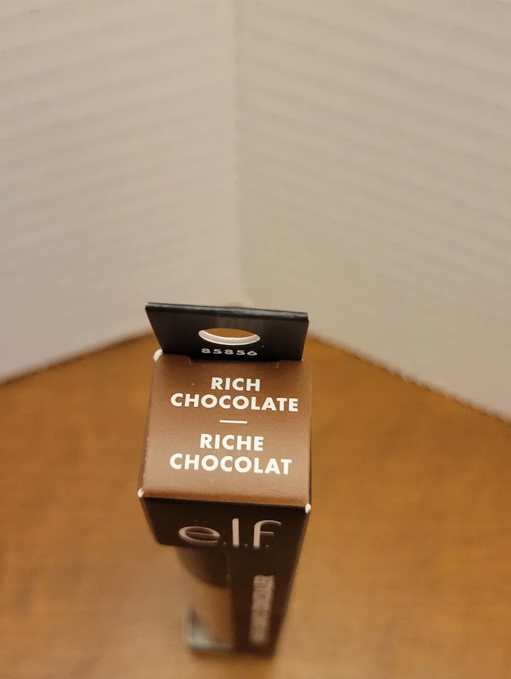 ELF 16HR Camo Concealer - Rich Chocolate. NEW